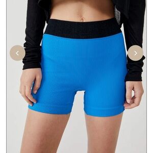 FP Movement Prajna Ribbed Seamless Shorts - Cloud Burst- size m/l